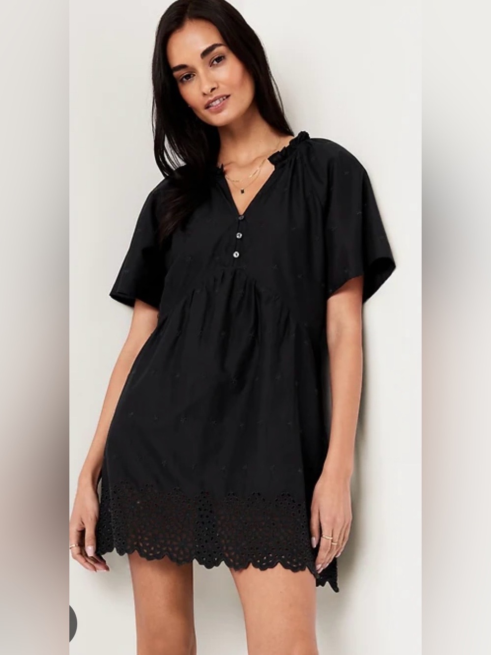 Old Navy Black Eyelet-Hem V-Neck Mini Dress Size Large